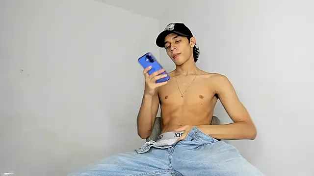 evanscollins online show from December 21, 2025, 9:55 pm