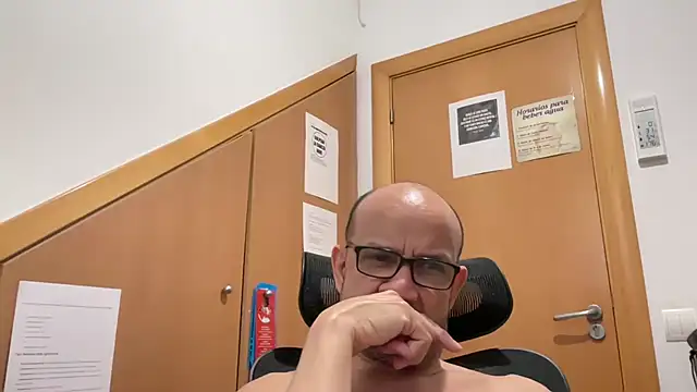 MARI-LUIZ online show from July 10, 2026, 5:04 pm