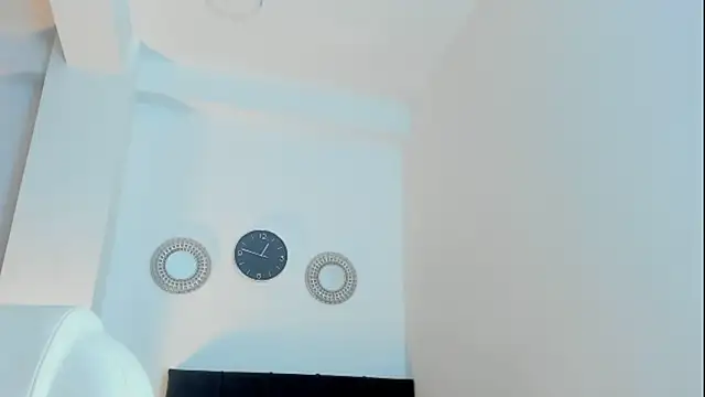 kathyajhonss online show from October 26, 2025, 11:42 pm