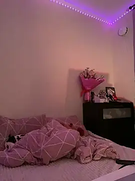 Anikka Liam online show from March 20, 2025, 2:08 am