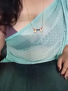 Snapshot of your-sameera chatting on May 19, 2026, 5:30 pm your-sameera online show from May 19, 2026, 5:30 pm