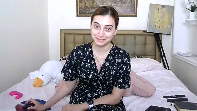 Snapshot of Iren chatting on July 1, 2026, 7:43 am Iren online show from July 1, 2026, 7:43 am