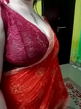 Snapshot of Raja_Ranii chatting on December 29, 2024, 3:35 pm Raja Ranii online show from December 29, 2024, 3:35 pm