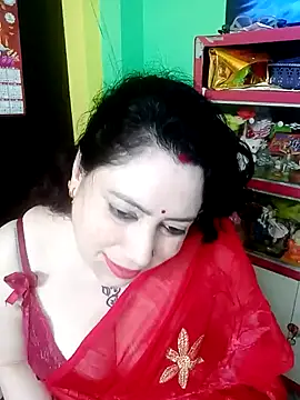 Snapshot of Raja_Ranii chatting on February 14, 2025, 5:41 am Raja Ranii online show from February 14, 2025, 5:41 am