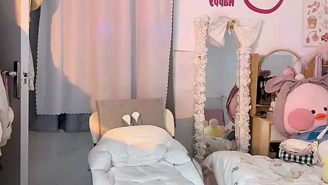 Carly 1 online show from December 20, 2024, 3:31 pm