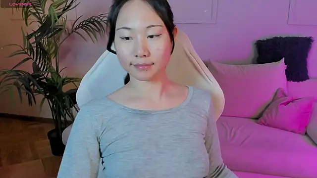 Inari Okami  online show from February 2, 2025, 5:04 pm