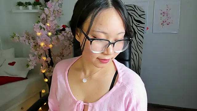 Inari Okami  online show from March 21, 2025, 6:16 am