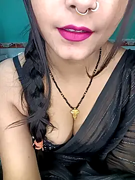 Snapshot of Diamond_queeen chatting on January 10, 2025, 7:54 pm Diamond queeen online show from January 10, 2025, 7:54 pm