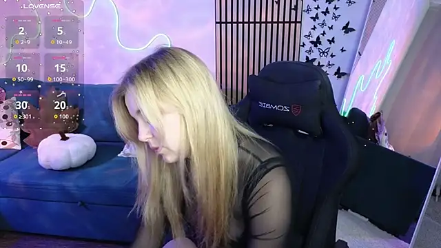 Mel Nelson online show from November 7, 2025, 2:44 am