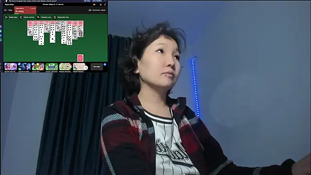 Snapshot of himeros_goddess chatting on December 13, 2024, 1:04 am himeros goddess online show from December 13, 2024, 1:04 am