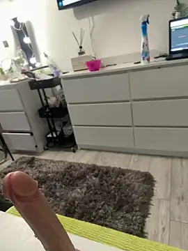 krysstal003 online show from December 21, 2024, 10:30 pm