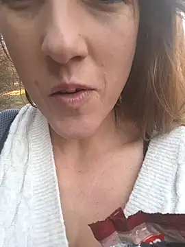 Hexe12346 online show from March 9, 2025, 9:35 am