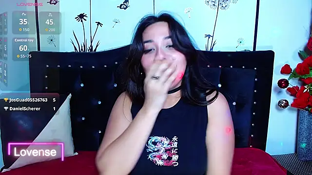 Lune Claire online show from February 18, 2026, 2:51 am