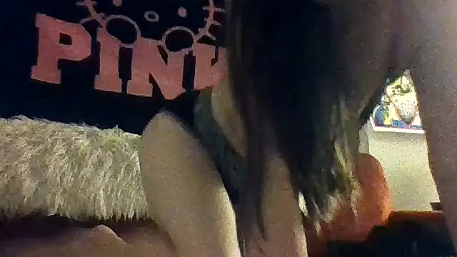 Snapshot of DavinaRay chatting on October 22, 2025, 12:44 am DavinaRay online show from October 22, 2025, 12:44 am
