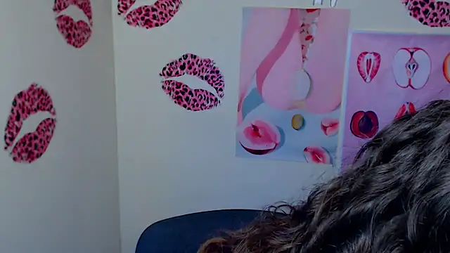  SusieSu  online show from February 25, 2026, 7:29 am