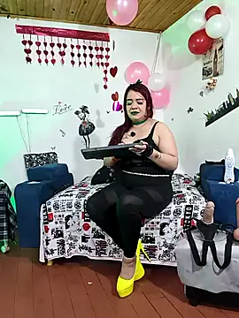 keila j online show from March 8, 2026, 10:41 am