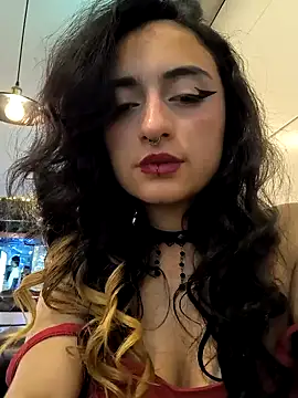 Snapshot of Lila_Desiree chatting on February 12, 2025, 2:14 am Lila Desiree online show from February 12, 2025, 2:14 am
