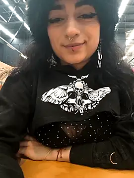 Snapshot of Lila_Desiree chatting on September 21, 2025, 9:38 pm Lila Desiree online show from September 21, 2025, 9:38 pm