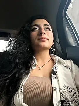Snapshot of Lila_Desiree chatting on October 1, 2025, 6:36 pm Lila Desiree online show from October 1, 2025, 6:36 pm