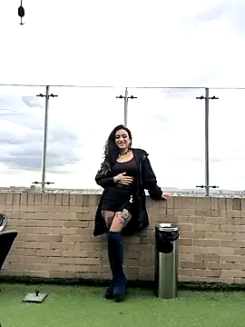 Snapshot of Lila_Desiree chatting on October 3, 2025, 5:21 pm Lila Desiree online show from October 3, 2025, 5:21 pm