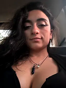 Snapshot of Lila_Desiree chatting on October 19, 2025, 10:21 pm Lila Desiree online show from October 19, 2025, 10:21 pm