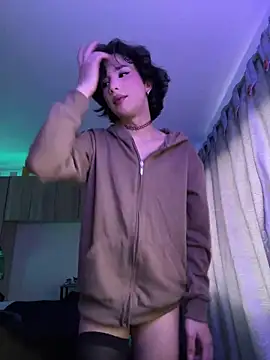 sue   0 online show from February 18, 2025, 9:09 pm