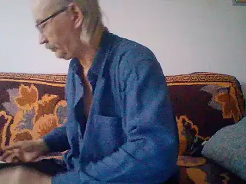 Snapshot of loverboyxxx69 chatting on February 12, 2025, 1:27 pm loverboyxxx69 online show from February 12, 2025, 1:27 pm