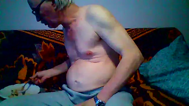 Snapshot of loverboyxxx69 chatting on April 21, 2026, 8:12 pm loverboyxxx69 online show from April 21, 2026, 8:12 pm