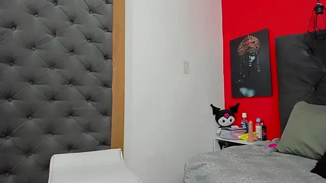 YayaHilton online show from February 1, 2025, 4:14 am