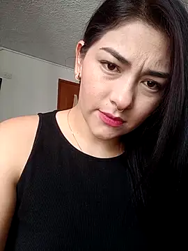 SophieWinslow online show from March 8, 2025, 3:56 pm