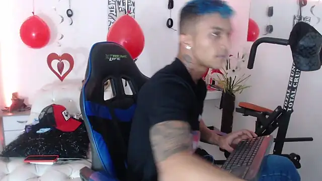 Leonard Price online show from February 18, 2025, 2:27 am