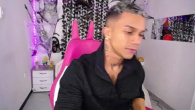 Leonard Price online show from October 15, 2025, 1:39 am