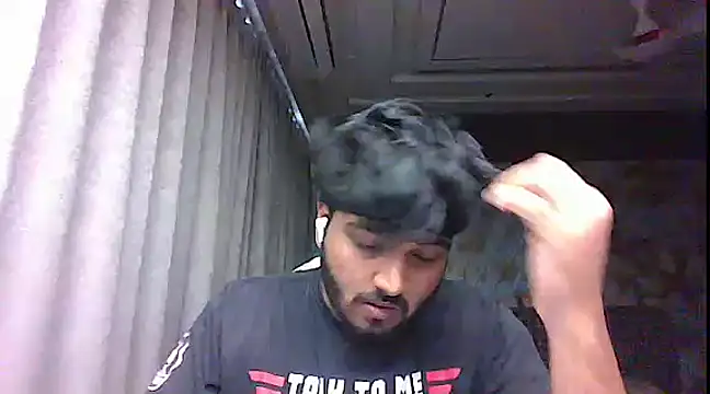 Snapshot of captainfucks chatting on December 10, 2024, 11:32 am captainfucks online show from December 10, 2024, 11:32 am