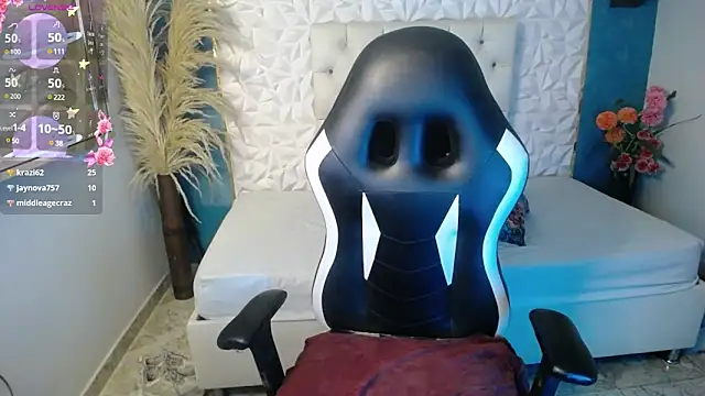 NathaliaSweet 11 online show from January 29, 2025, 5:45 pm