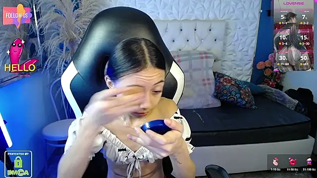 NathaliaSweet 11 online show from January 7, 2026, 1:13 pm