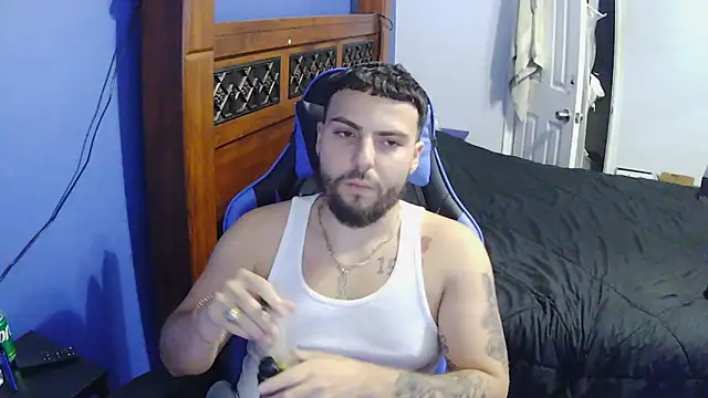 Snapshot of MasterKvn chatting on January 25, 2025, 9:04 am MasterKvn online show from January 25, 2025, 9:04 am