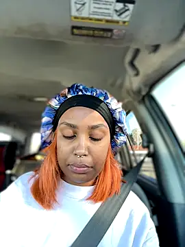 Snapshot of Jayhoney25 chatting on October 29, 2025, 3:36 pm Jayhoney25 online show from October 29, 2025, 3:36 pm