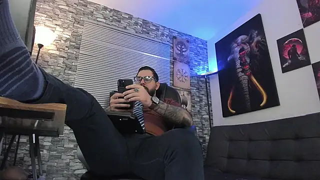 Snapshot of Ethan_Castellano chatting on June 4, 2026, 10:38 pm Ethan Castellano online show from June 4, 2026, 10:38 pm