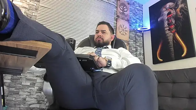 Snapshot of Ethan_Castellano chatting on June 30, 2026, 10:33 pm Ethan Castellano online show from June 30, 2026, 10:33 pm