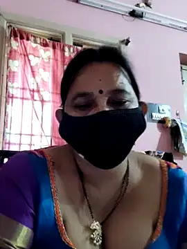 lalitha225 online show from December 6, 2024, 10:49 am