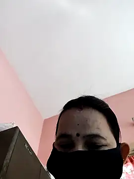 lalitha225 online show from December 10, 2024, 4:45 am