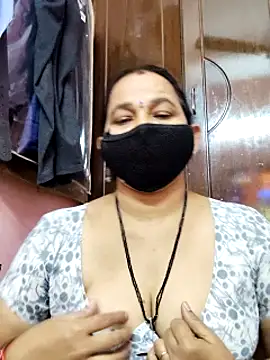 lalitha225 online show from January 3, 2025, 8:00 am