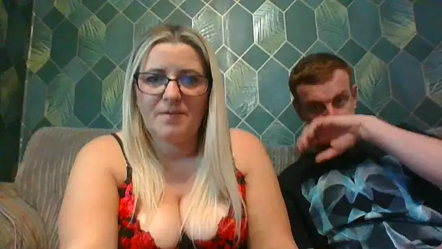 SweetXCandyX online show from November 18, 2025, 7:40 pm