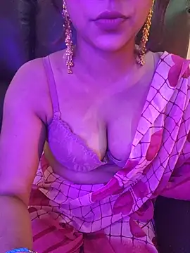 Snapshot of callmeshreya chatting on July 15, 2026, 9:14 am callmeshreya online show from July 15, 2026, 9:14 am