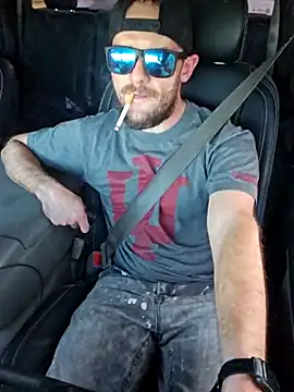 Spunwhiteboy1992 online show from October 13, 2025, 9:59 pm