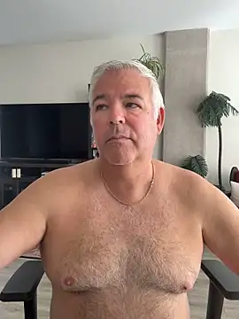 aarosteev2 online show from May 21, 2026, 1:18 pm