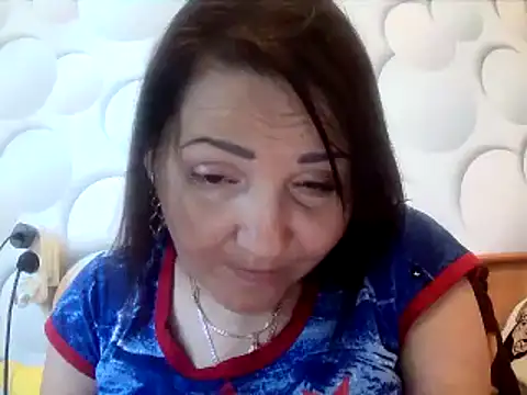 Snapshot of ClaireSunset chatting on July 8, 2026, 5:17 pm ClaireSunset online show from July 8, 2026, 5:17 pm