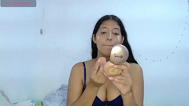 evaluna horny  online show from March 19, 2025, 8:22 pm