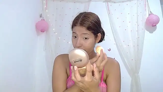 evaluna horny  online show from September 20, 2025, 9:05 pm