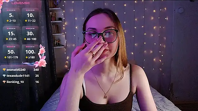 Snapshot of Miya_Mark chatting on March 11, 2025, 2:40 pm Miya Mark online show from March 11, 2025, 2:40 pm